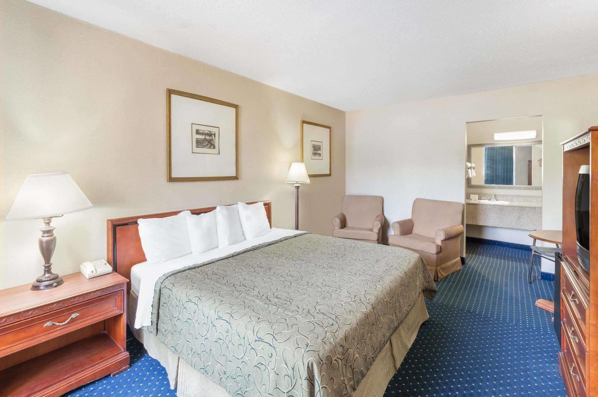 Knights Inn Overland Park Mission Esterno foto